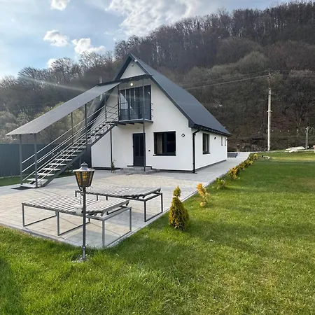 вича Guest house
